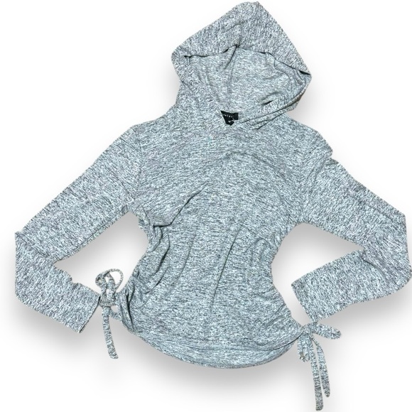 gibson look Tops - NWT Gibson Look Gray Cropped Ruched Hoodie Top - Size XS